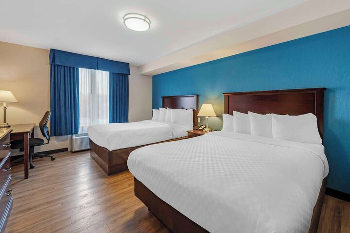 Room 26 of 40