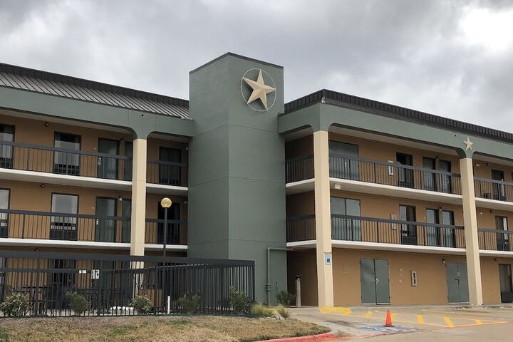 Hotel 5 of 67