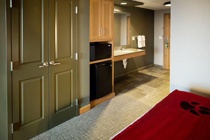 Room 14 of 50