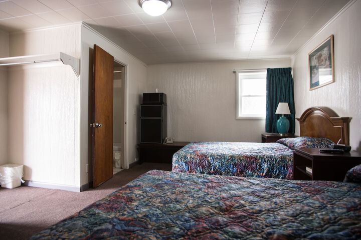Rosemount Motel