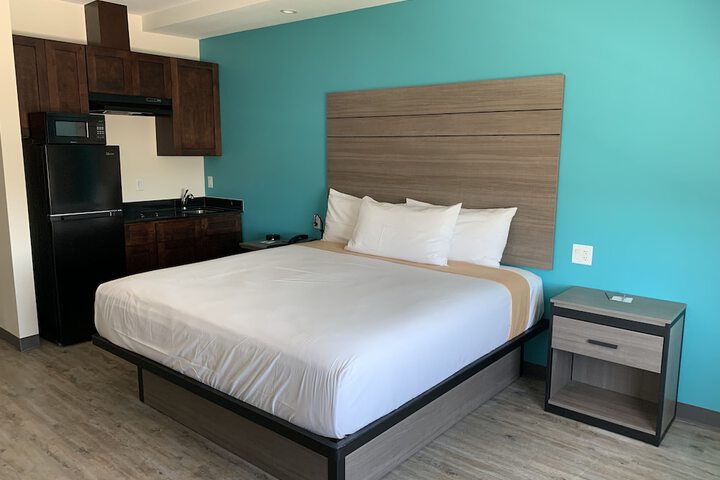 Room 30 of 38