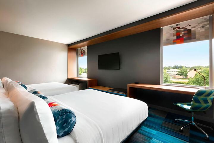 Room 7 of 24