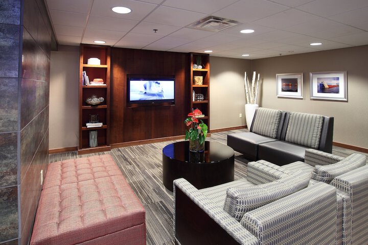 Holiday Inn & Suites Duluth Downtown by IHG