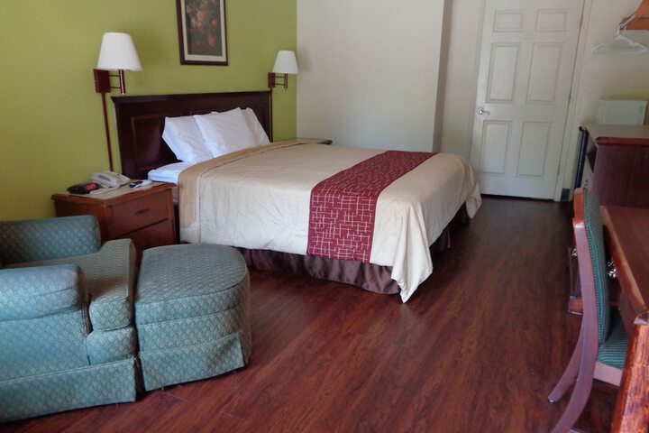 Room 20 of 44