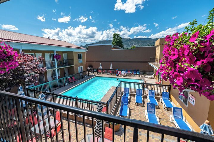Sahara Courtyard Inn Penticton