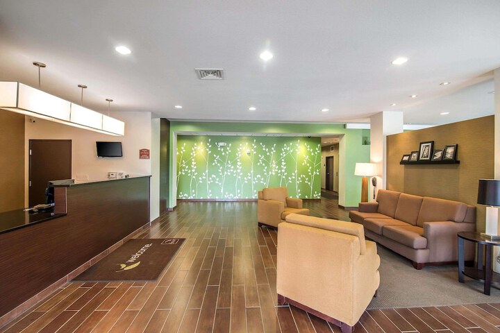 Hotel Interior 11 of 46