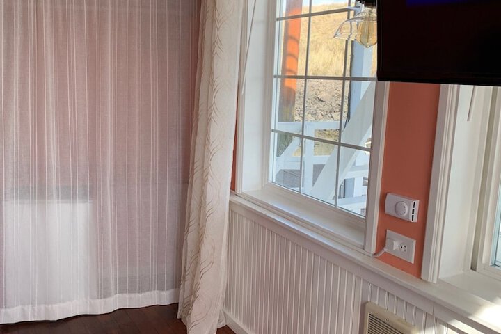 Room 54 of 83