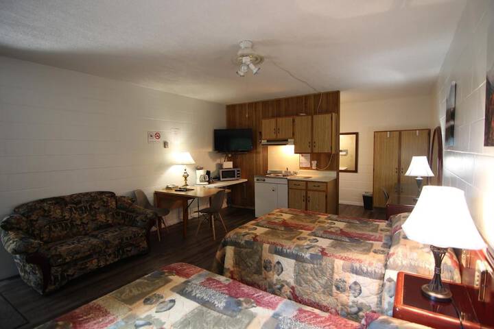 Room 18 of 33