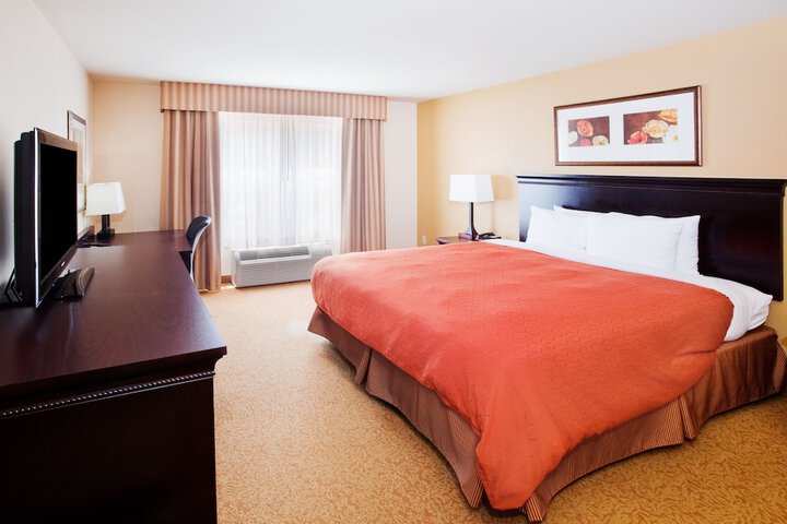 Room 11 of 21