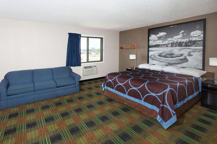 Room 14 of 45