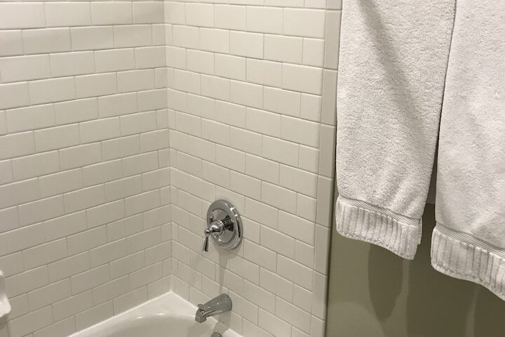 Room 25 of 52
