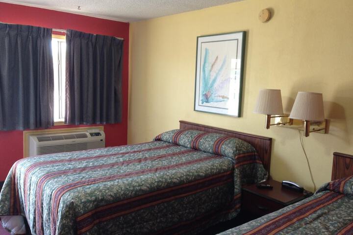 Room 16 of 26