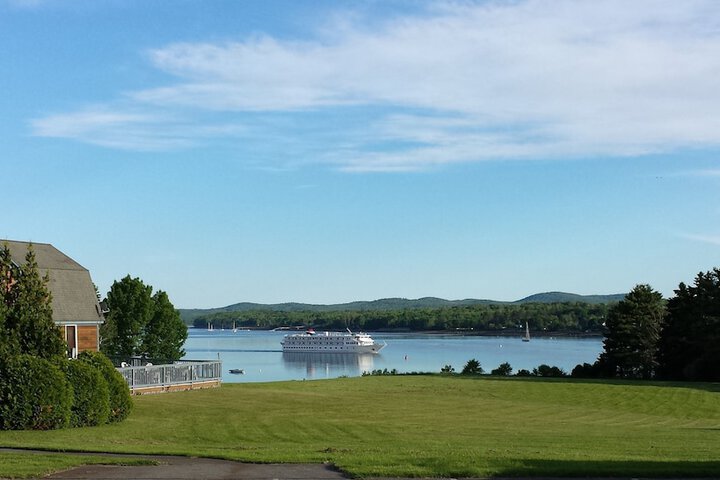 Belfast Harbor Inn