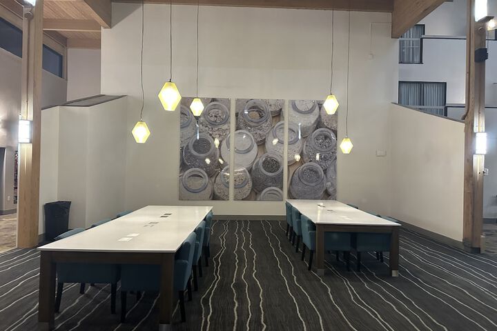 Business Center 15 of 15