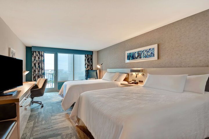Room 35 of 74