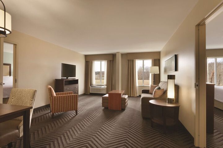 Room 15 of 32