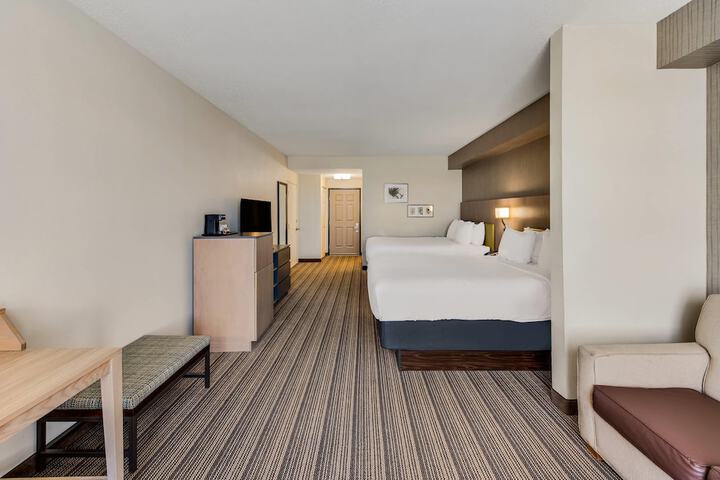 Country Inn & Suites by Radisson Findlay, OH