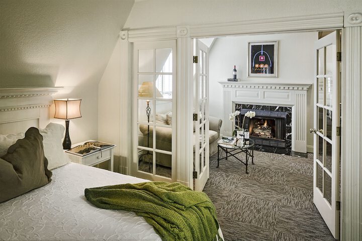 Room 51 of 78