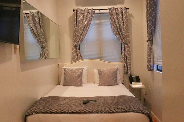 Chelsea Inn