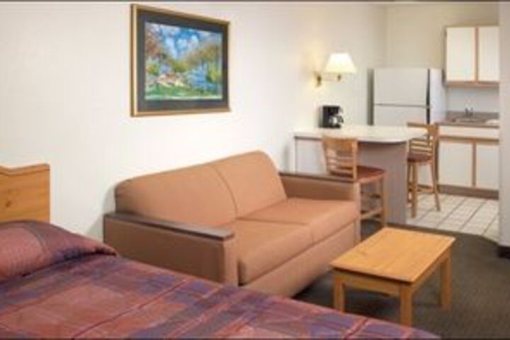 Travelodge by Wyndham Willows