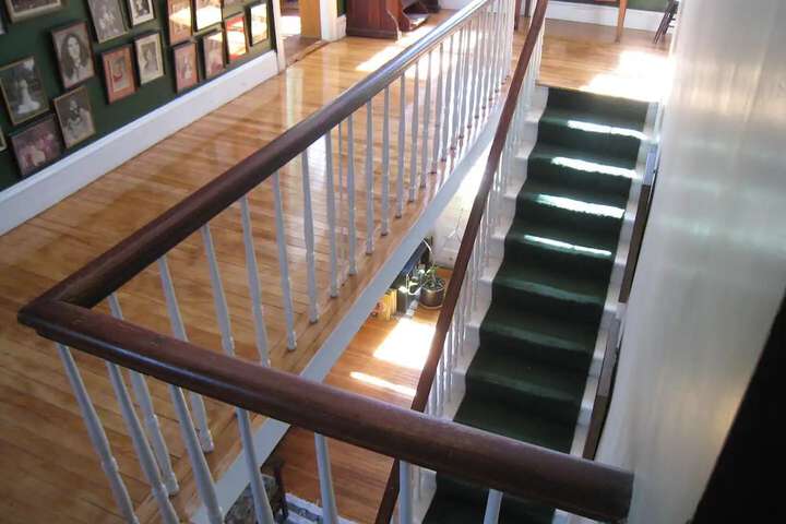 Higganum House B & B
