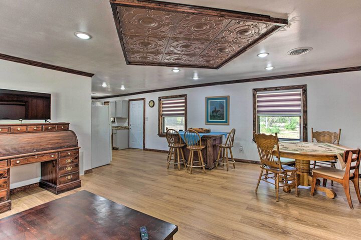 Lovely anna Fink House w / Patio & Fire Pit