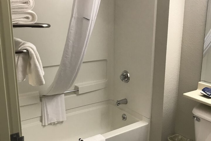 Microtel Inn & Suites by Wyndham Urbandale / Des Moines
