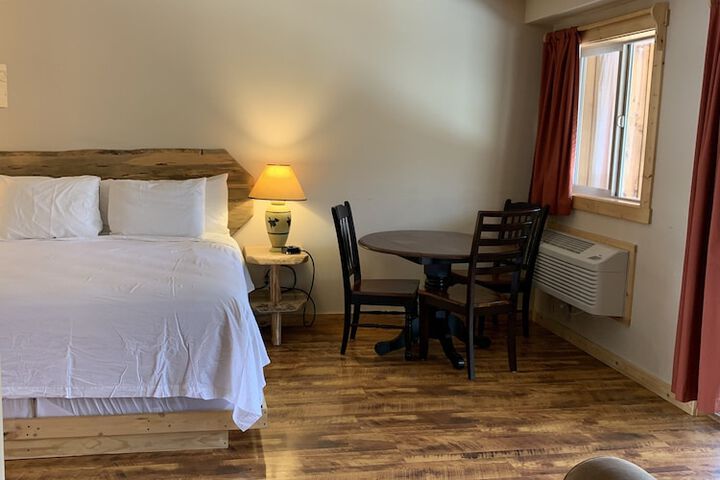 Room 56 of 164