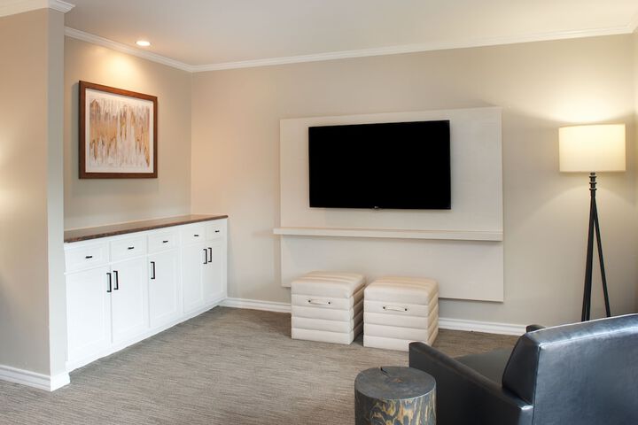 Room 75 of 142