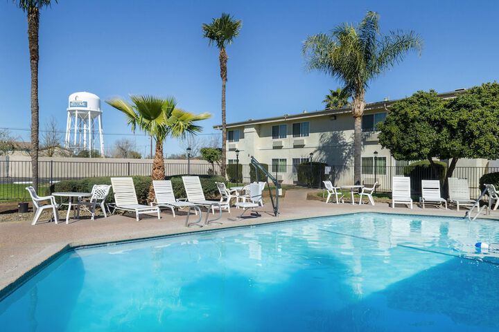 Pool 6 of 38
