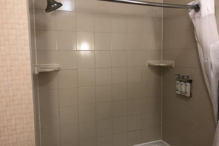 Room 38 of 63