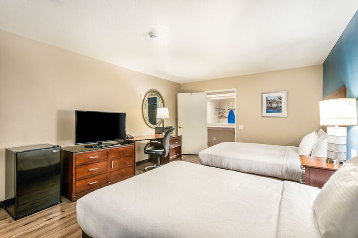 Room 13 of 27