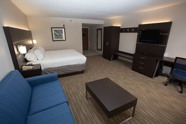 Room 56 of 75
