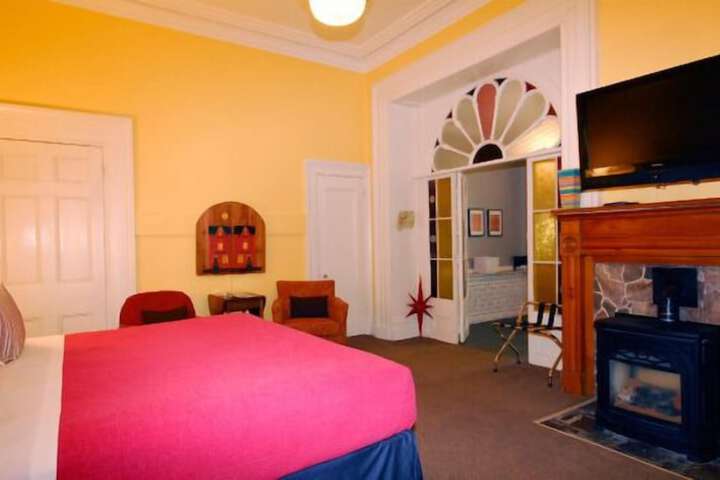 Room 26 of 66