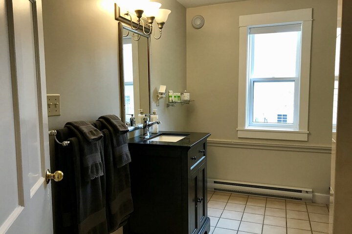 Room 47 of 74