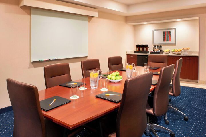Courtyard by Marriott Toledo Rossford / Perrysburg