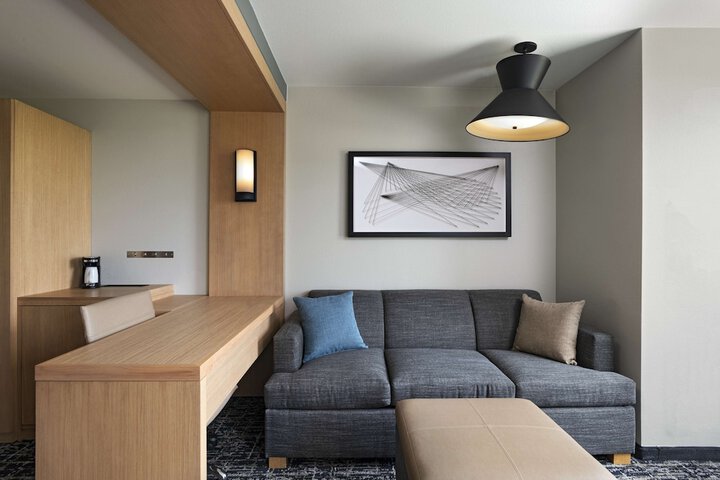 Room 18 of 31