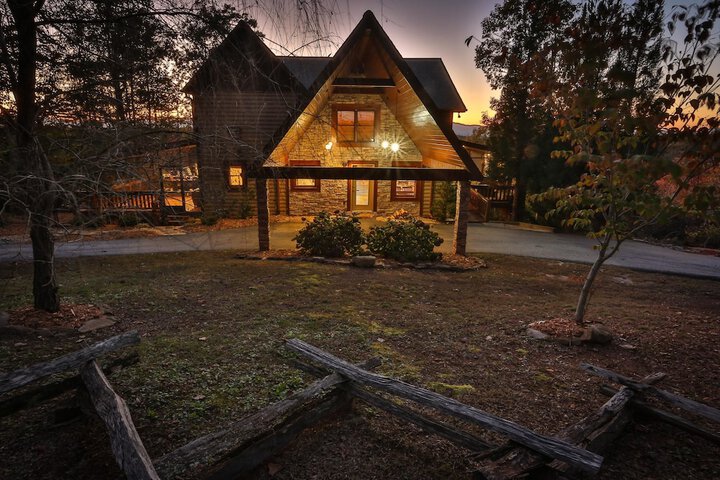 Eagles Breeze Nevaeh Cabin Rentals