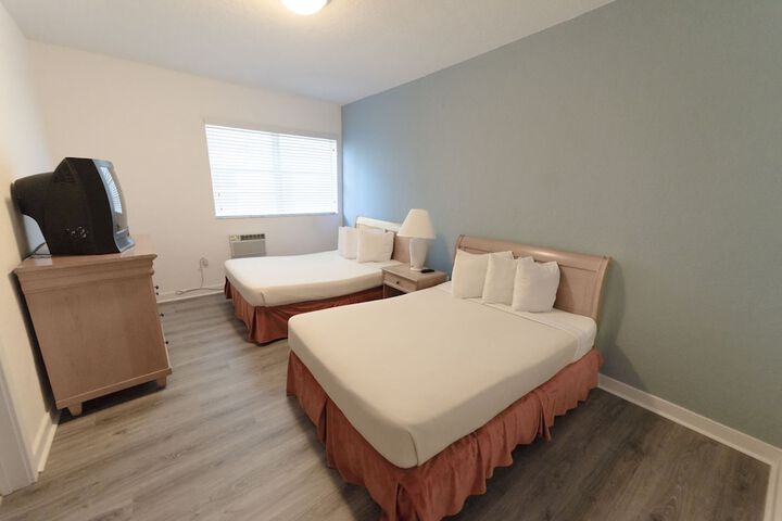 Room 17 of 29