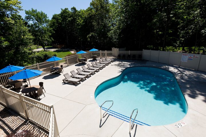 Pool 8 of 185