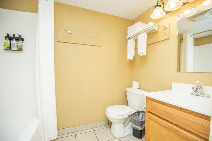 Room 151 of 345