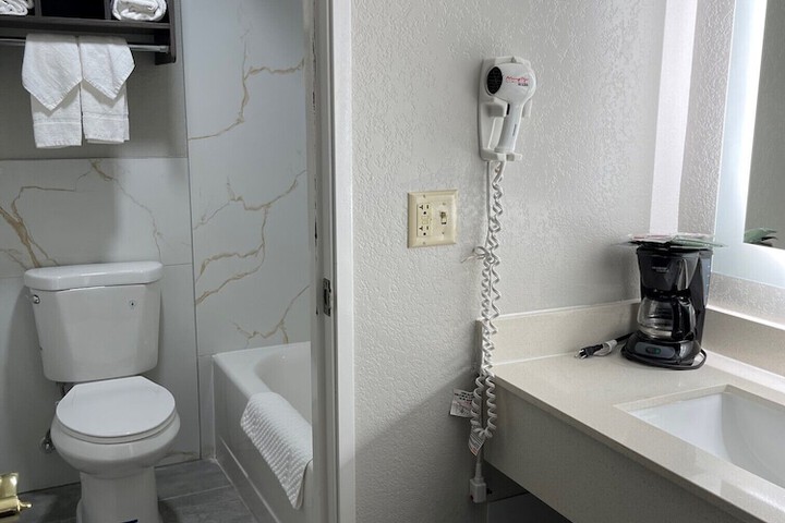 Room 34 of 56