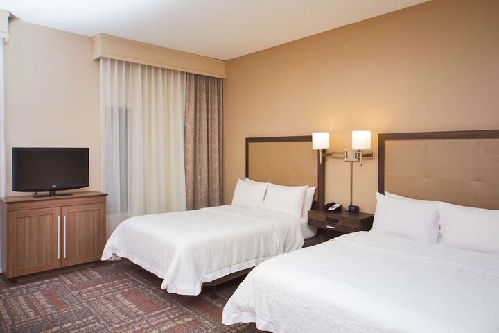 Hampton Inn & Suites Valdosta / Conference Center