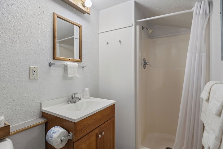 Oceanside Ocean Front Cabins