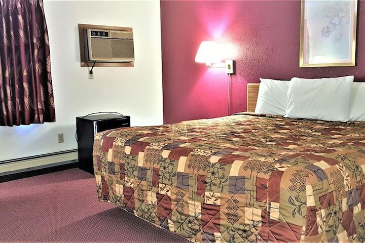 AmeriVu Inn & Suites - Avon