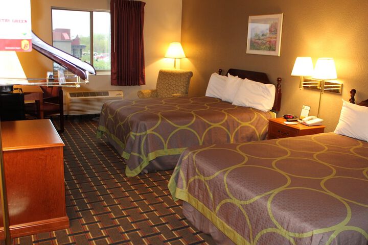 Room 9 of 27
