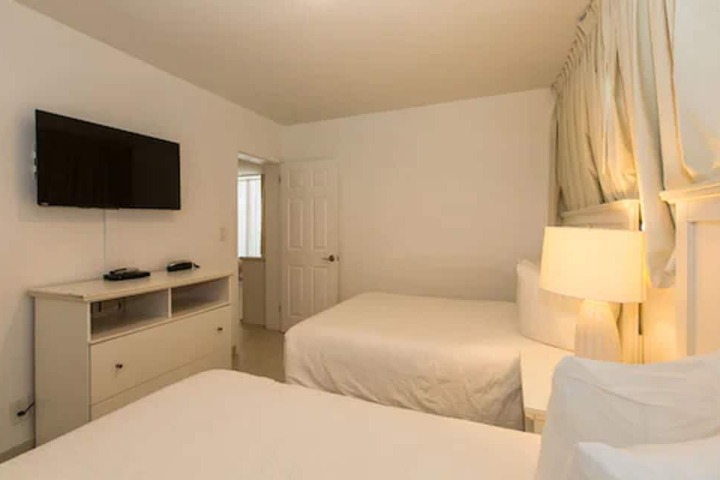 Room 27 of 50