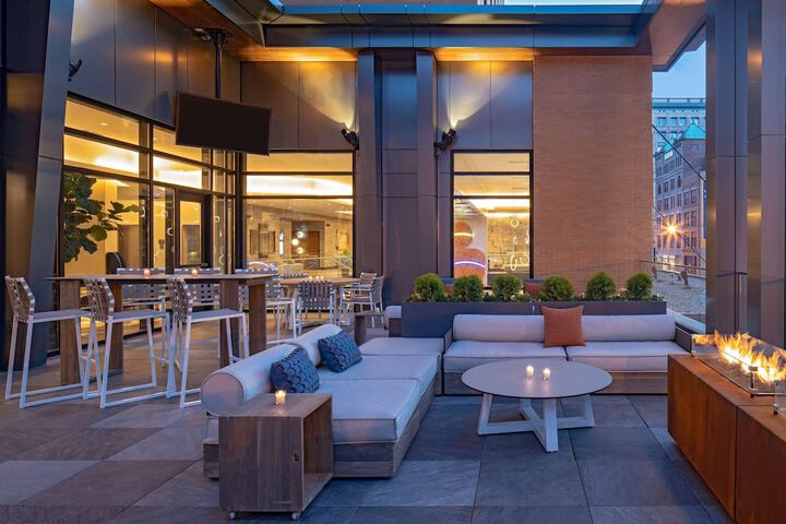 Hyatt House Indianapolis Downtown