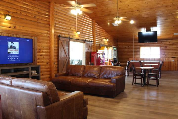 Crown Point Resort