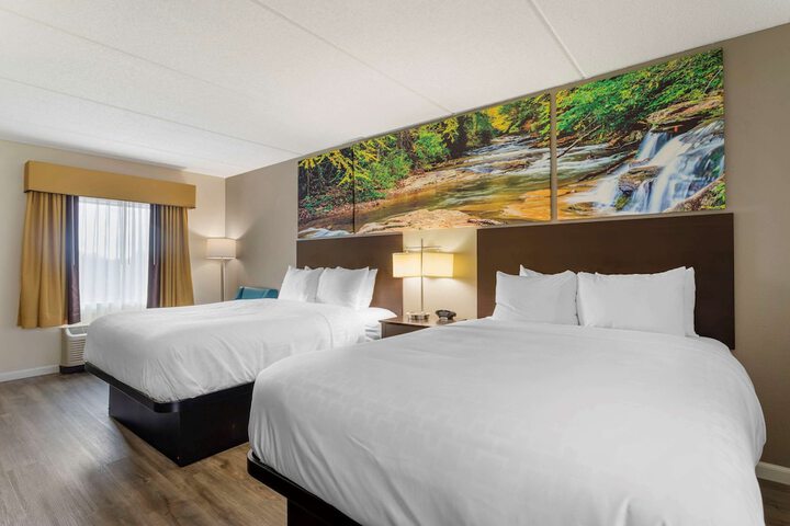 Room 15 of 31